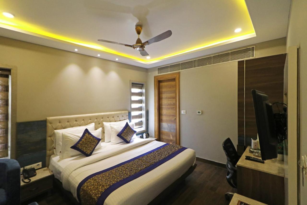 The Ivy Grand Hotel In City Centre With Free Secured Parking نيودلهي المظهر الخارجي الصورة
