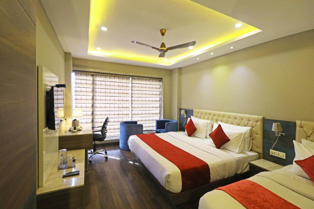 The Ivy Grand Hotel In City Centre With Free Secured Parking نيودلهي المظهر الخارجي الصورة