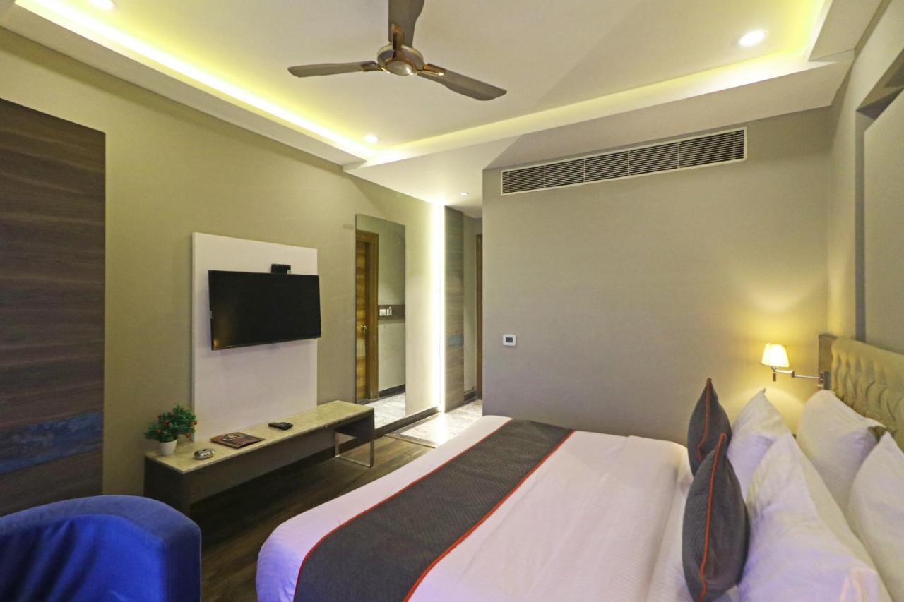 The Ivy Grand Hotel In City Centre With Free Secured Parking نيودلهي المظهر الخارجي الصورة