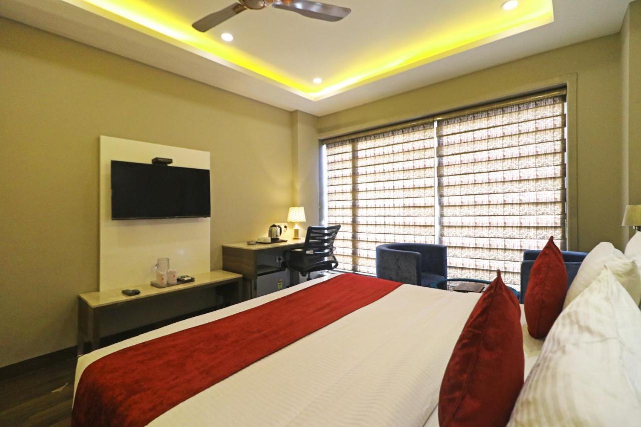 The Ivy Grand Hotel In City Centre With Free Secured Parking نيودلهي المظهر الخارجي الصورة